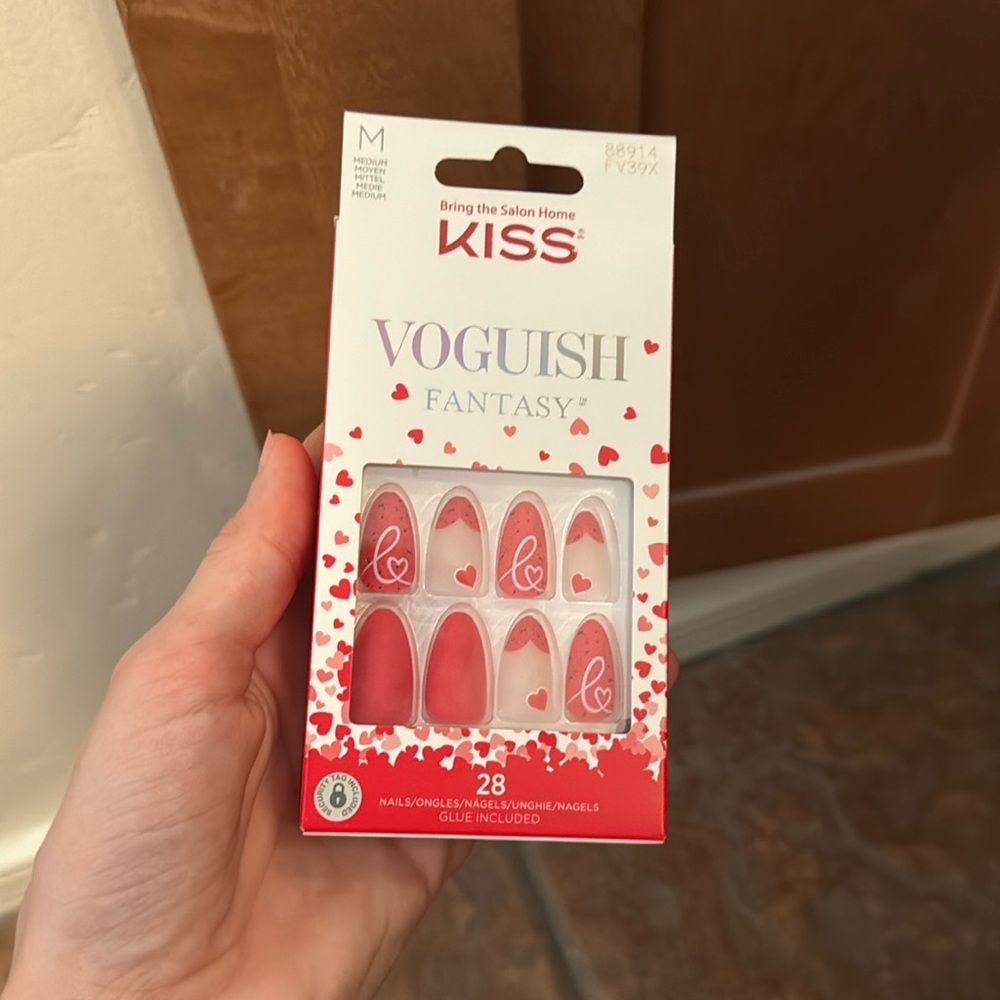 Valentine nails